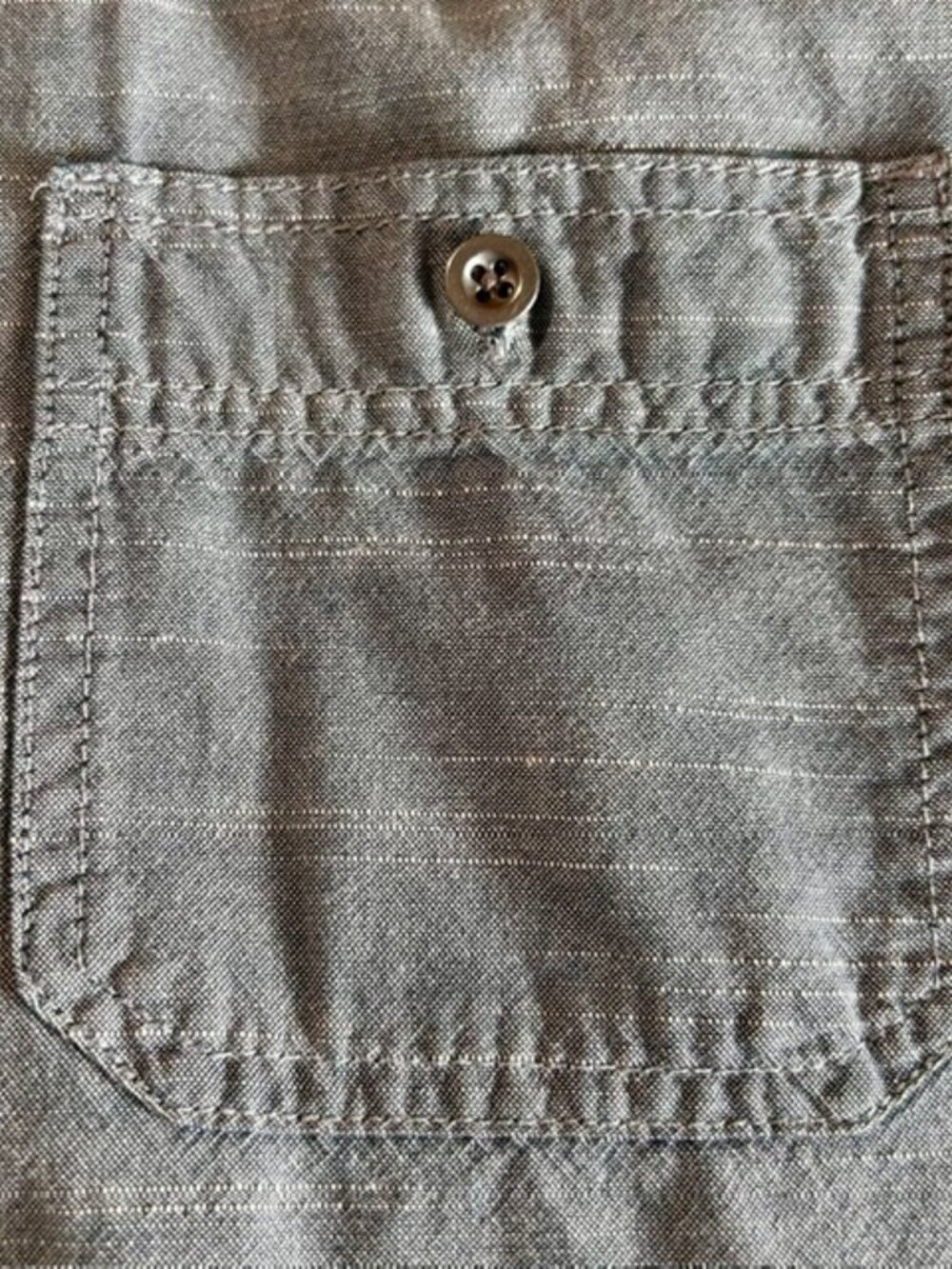Wrangler Button Down Shirt Mens Sz Med Blue Vintage Wash Long Sleeve Pockets - Picture 7 of 9